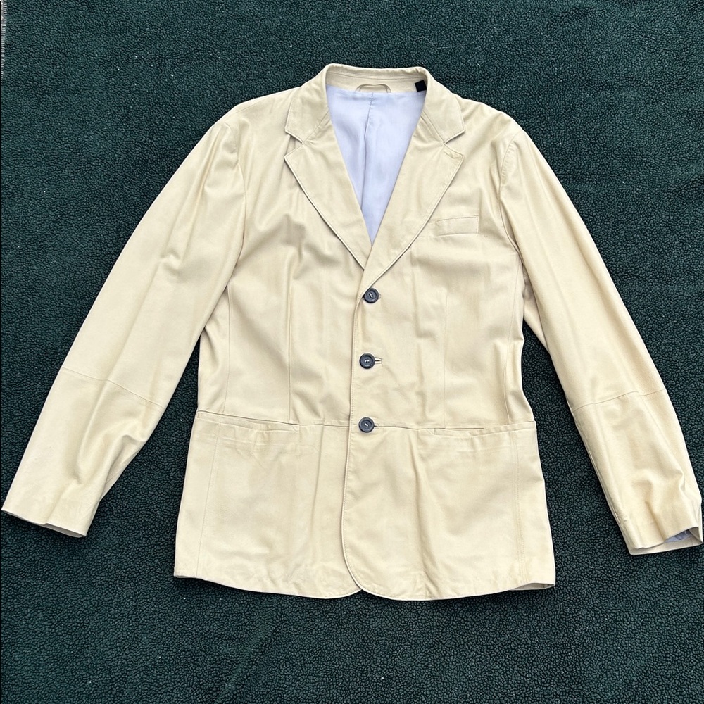 Armani Collezioni Leather Butter / Gold Dinner / Suit Jacket Size 42